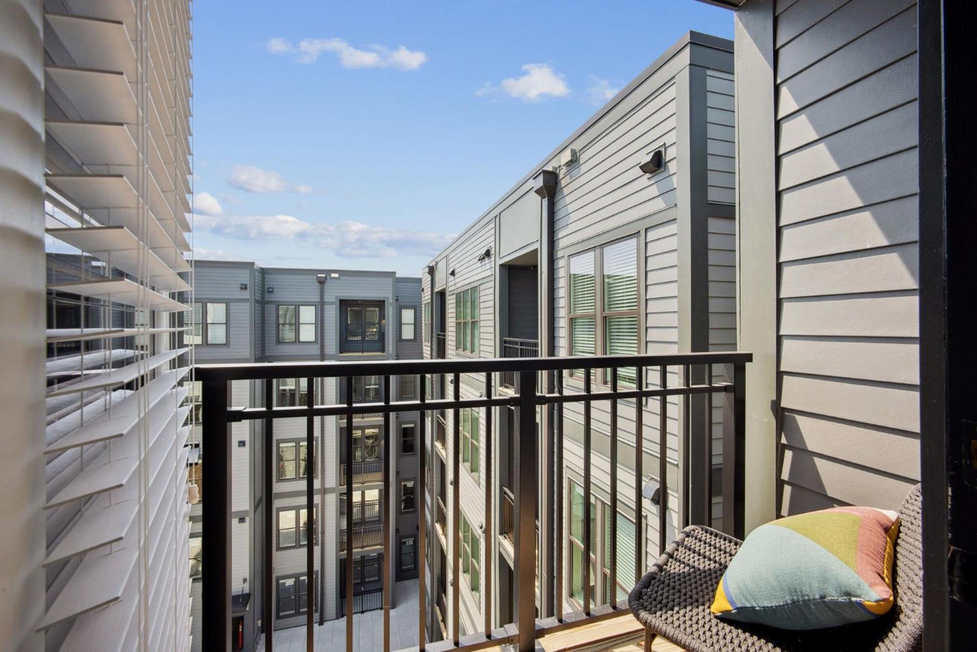 Luxury Furnished Apartments By Hyatus At The Navigator Richmond Exterior photo