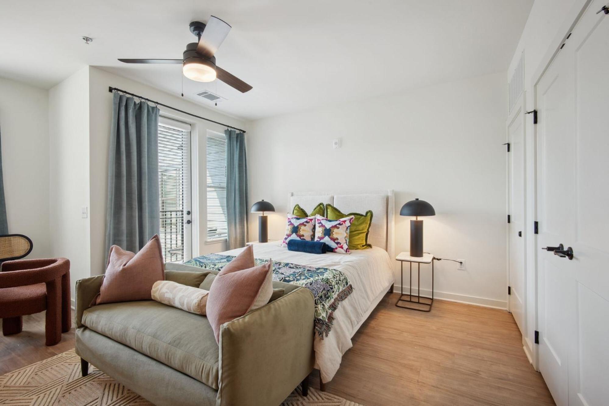Luxury Furnished Apartments By Hyatus At The Navigator Richmond Exterior photo