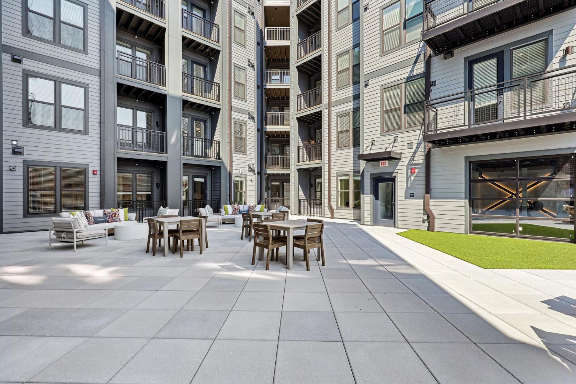 Luxury Furnished Apartments By Hyatus At The Navigator Richmond Exterior photo